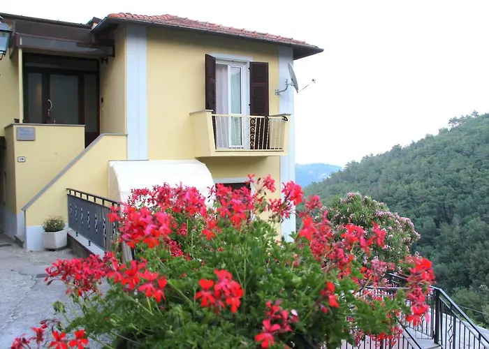 Casa Maio * Riccò del Golfo di Spezia